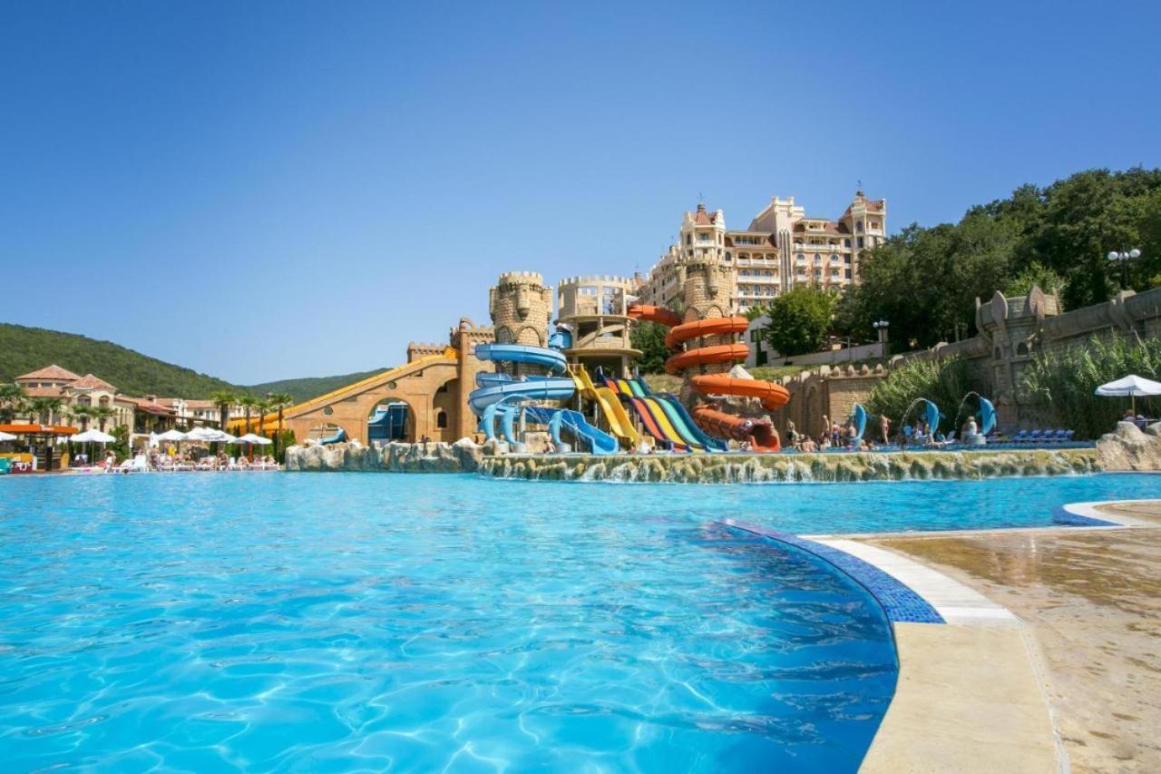 Andalucia Beach - Sea Viev Apartments 埃勒尼特 外观 照片