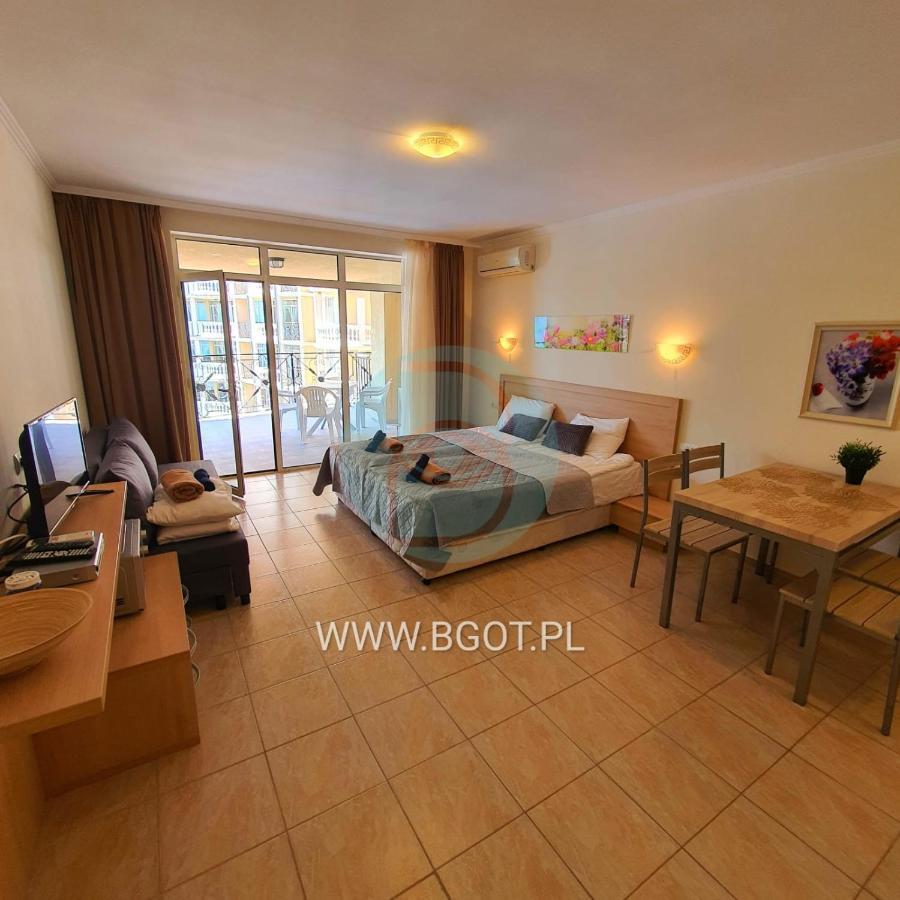 Andalucia Beach - Sea Viev Apartments 埃勒尼特 外观 照片